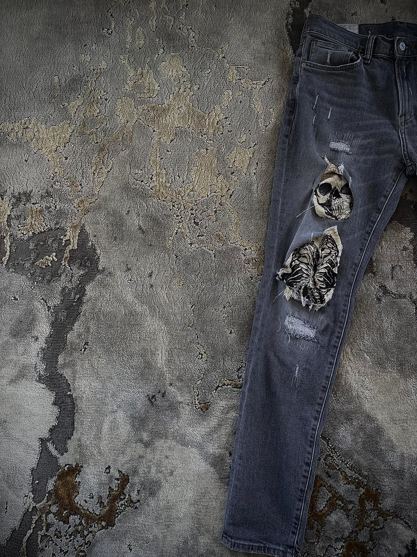 1of1 Skeletal System Jeans